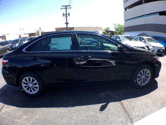 2017 Toyota Camry LE 4Dr Sedan